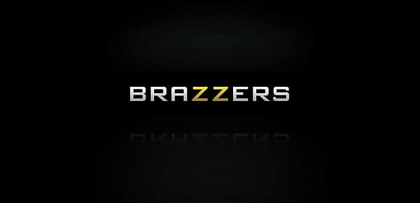  Brazzers - Milfs Like it Big - (Cherie Deville, Jordi El) - I Like Creeps